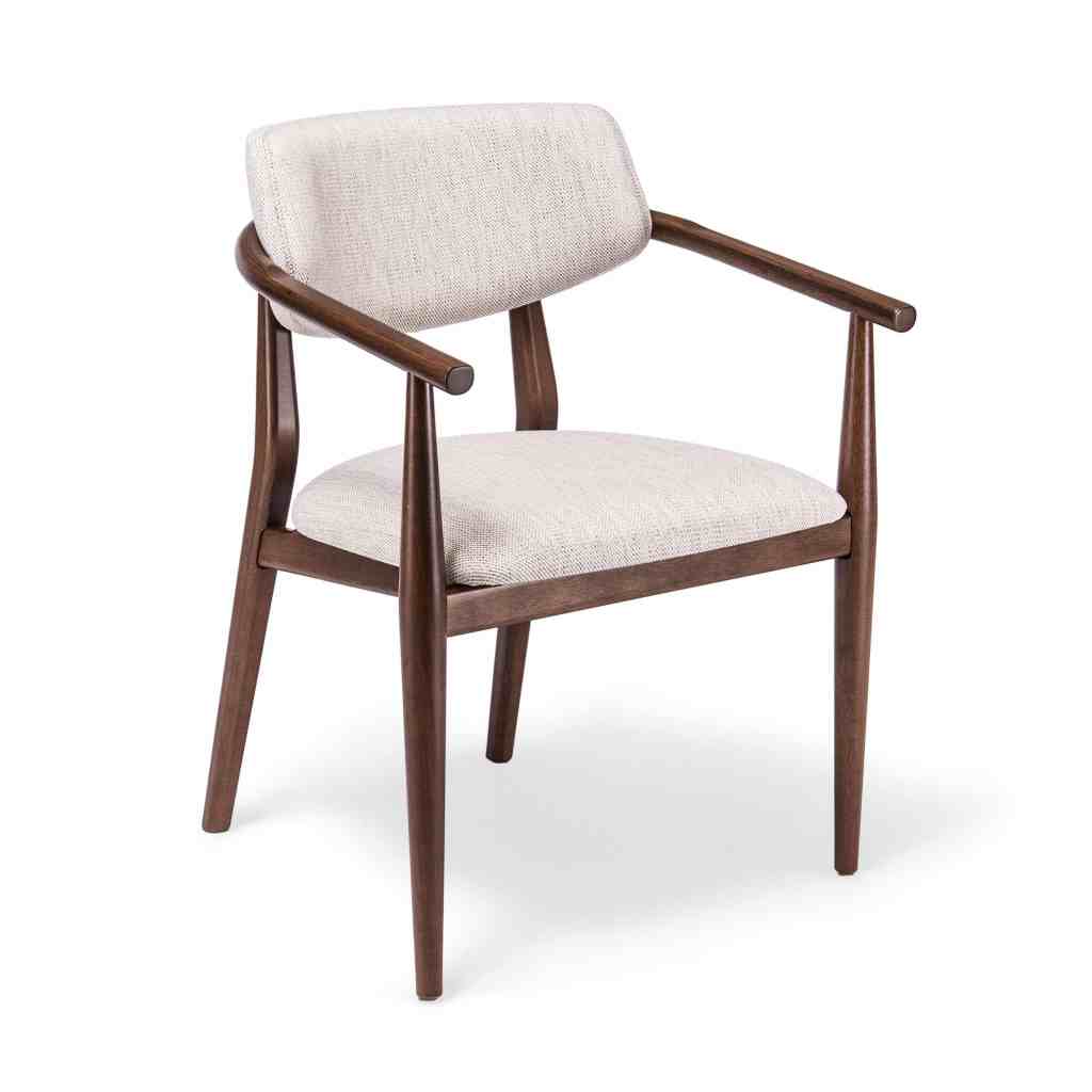Silla Isis en madera con brazos y tapizado beige diseño moderno elegante
