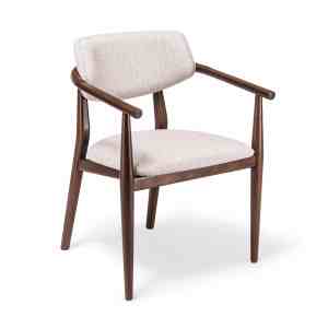 Silla Isis en madera con brazos y tapizado beige diseño moderno elegante