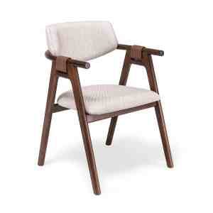 Silla Ayla de madera con brazos curvos, asiento tapizado en tela clara y detalle en cuerda decorativa color marrón