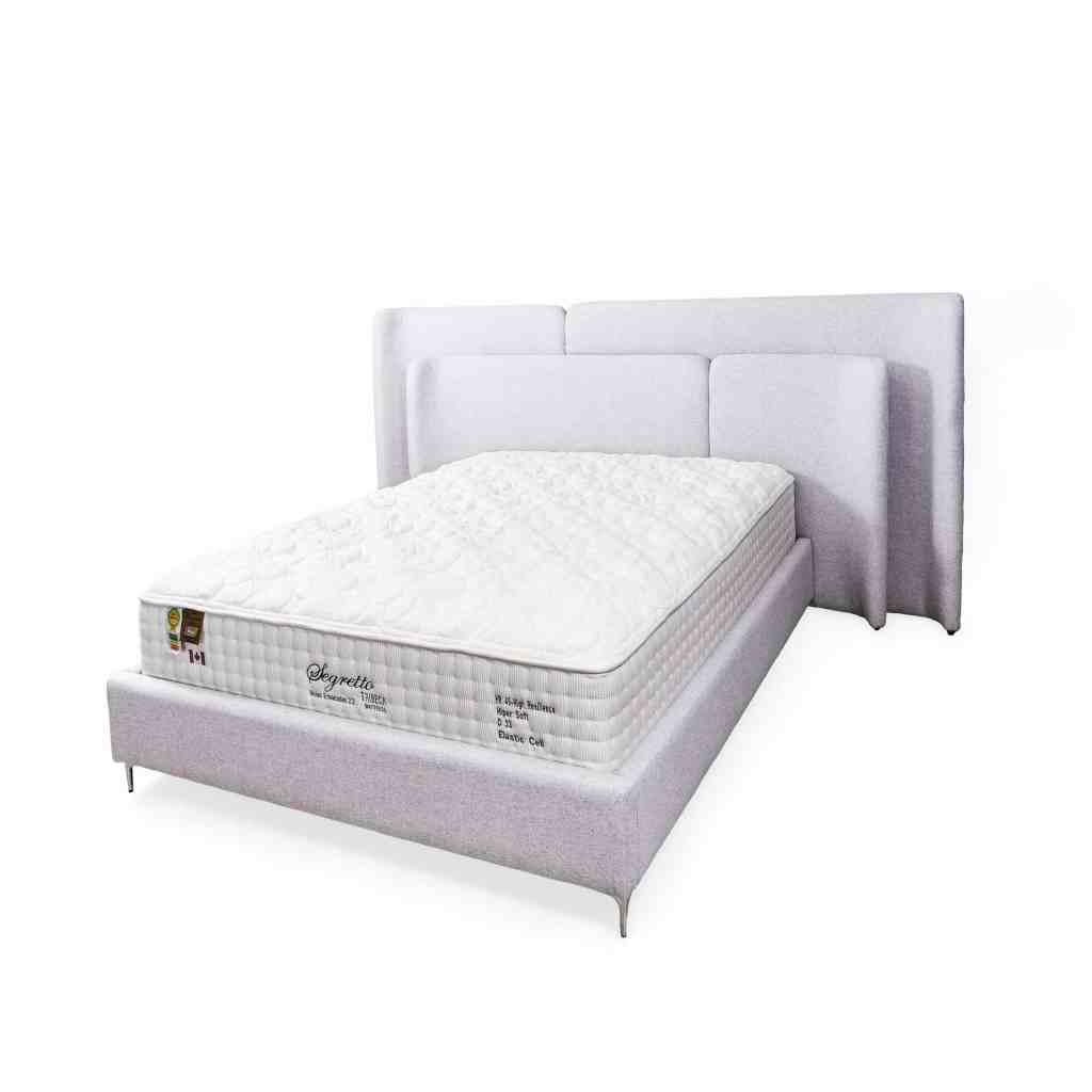 CAMA CLOUD QUEEN