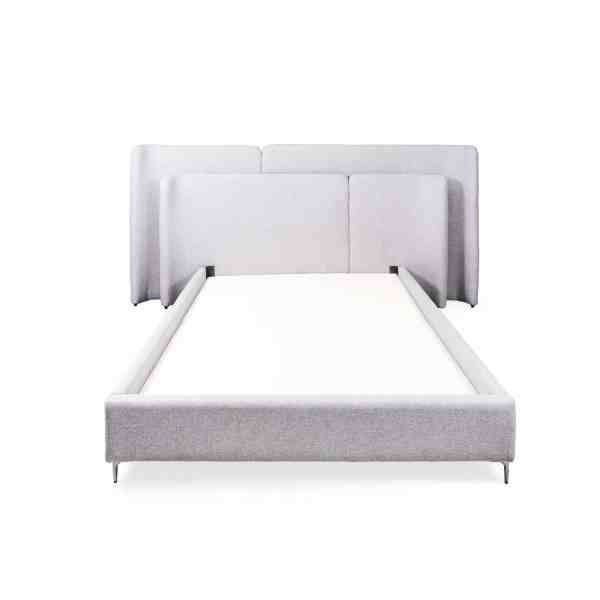 CAMA CLOUD QUEEN